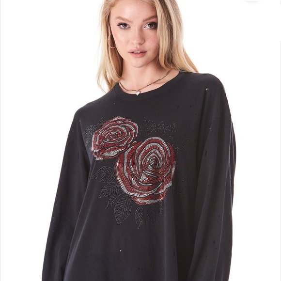 Emma & Sam FLAME ROSE RHINESTONE LONG SLEEVE T-SHIRT BLACK NEW - Picture 1 of 7